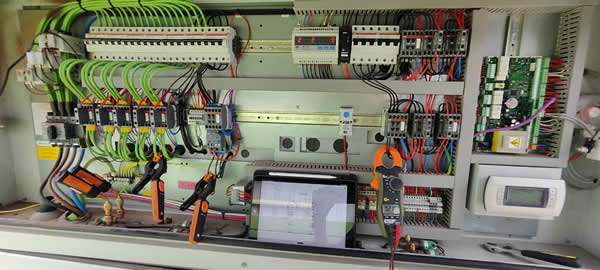 cuadro eléctrico equipo de climatización industrial